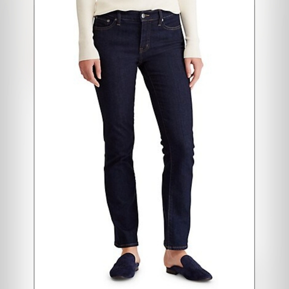 Lauren Ralph Lauren Denim - (SOLD) LAUREN RALPH LAUREN Modern Straight Curvy Jeans. Women's Size 12. 💙